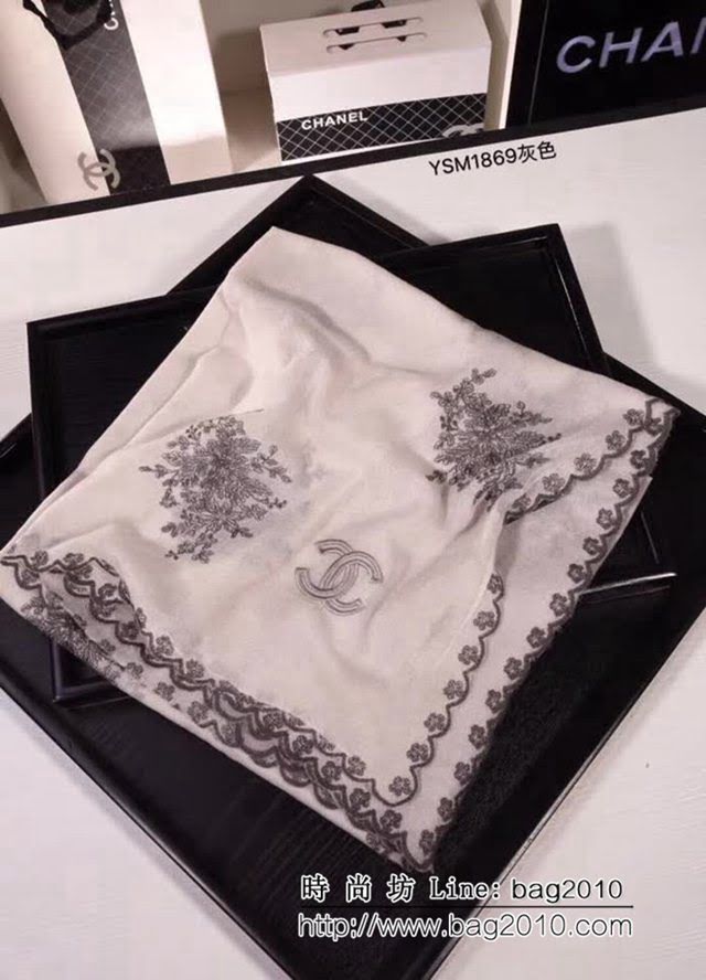 CHANEL香奈兒 2018專櫃原版手工吊染真絲羊毛刺繡長圍巾 YSM1869 LLWJ7408